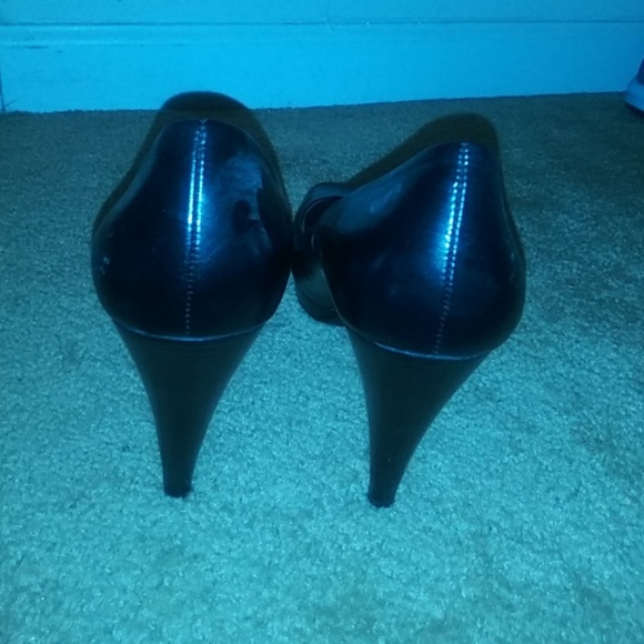 Leather Heels - Picture 5 of 5